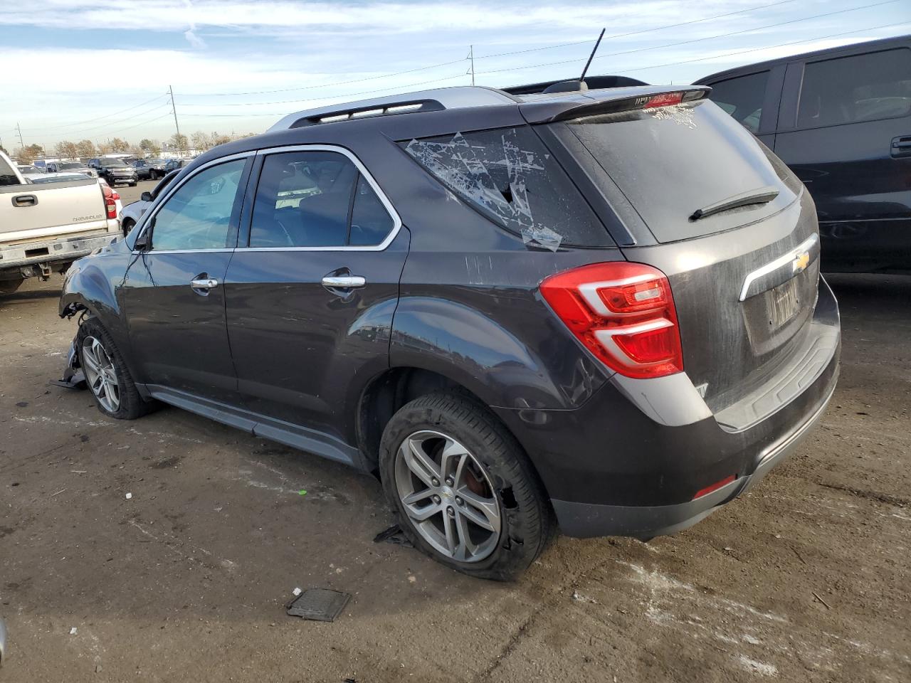 2016 Chevrolet Equinox - Image 2