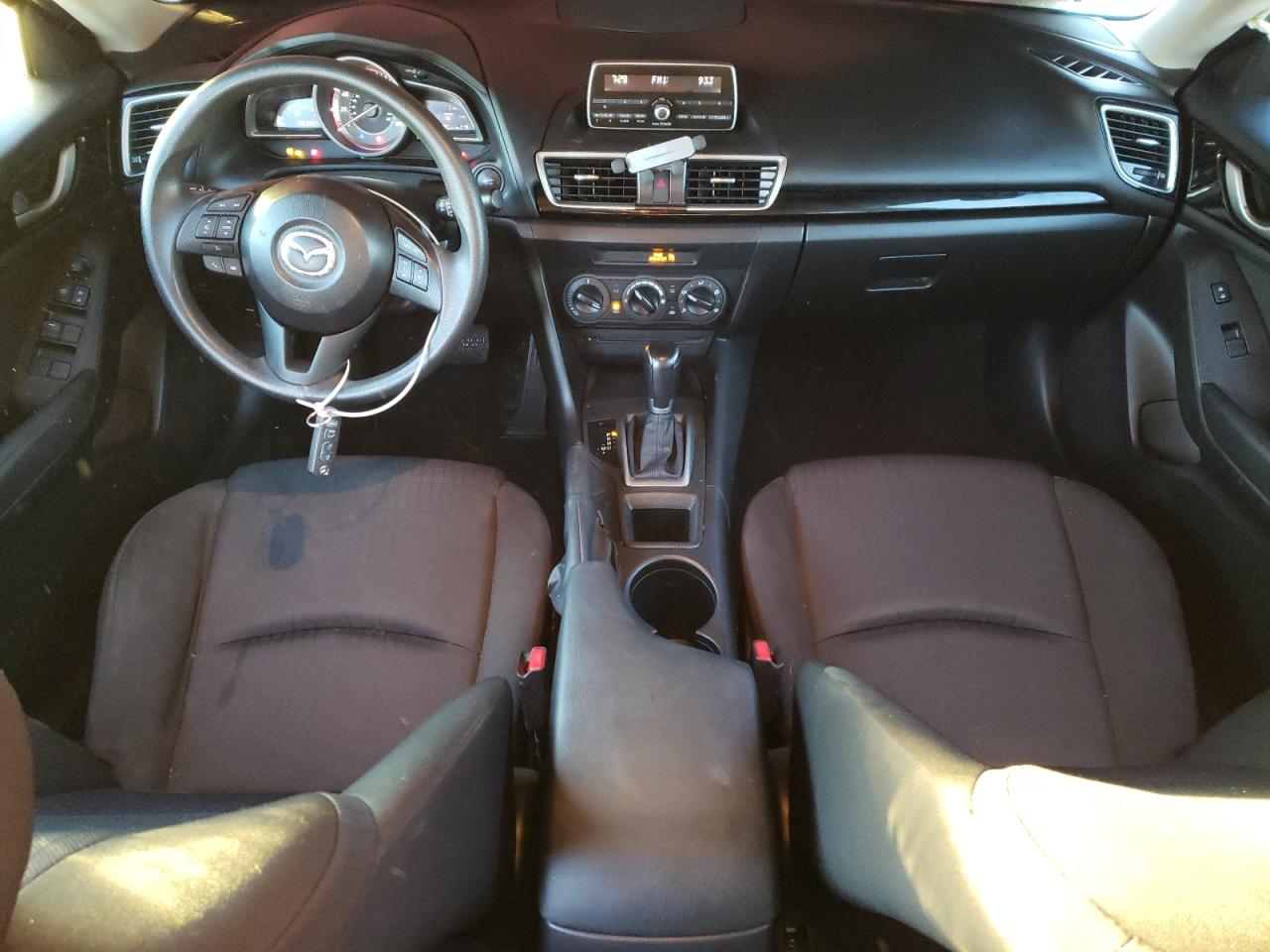 2014 Mazda 3 - Image 8
