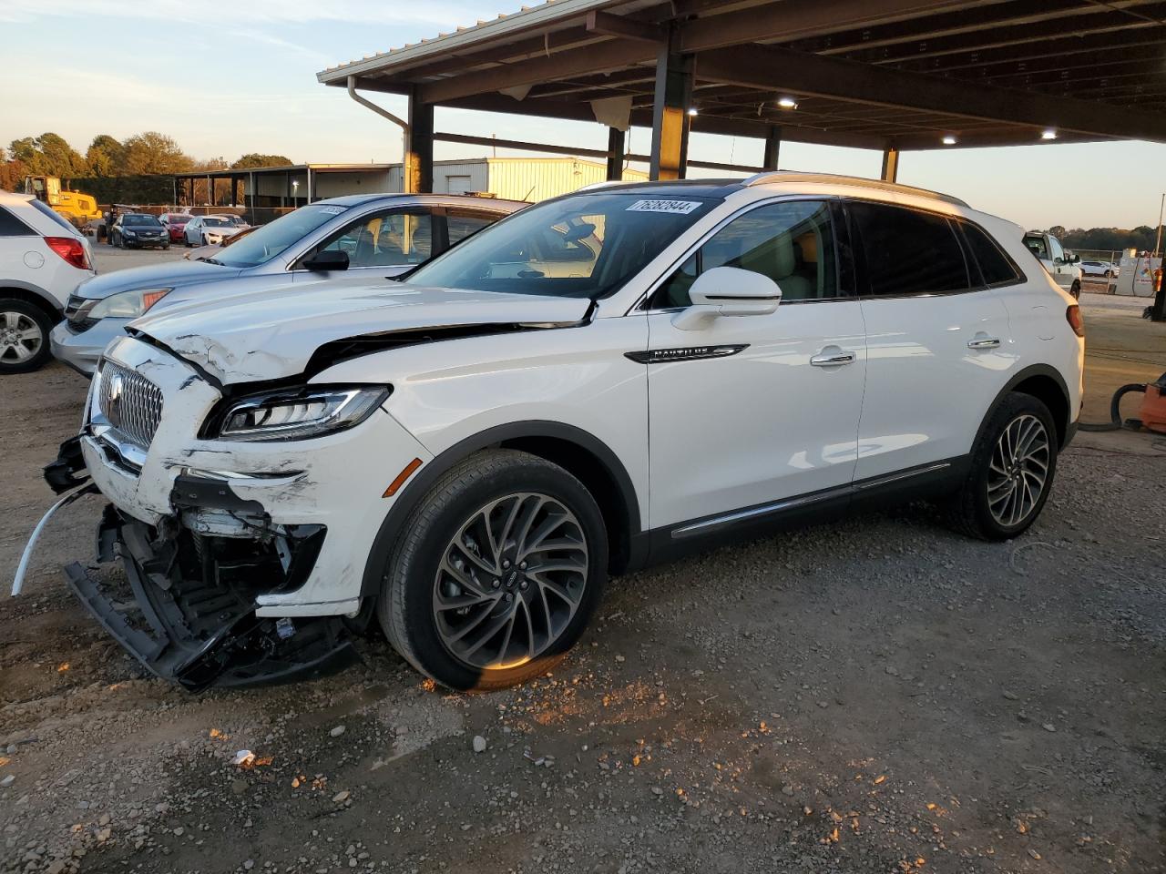 2020 Lincoln Nautilus - Image 1