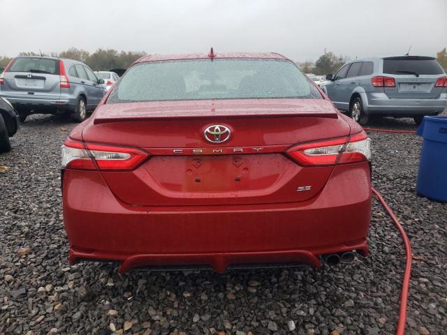  TOYOTA CAMRY 2020 Czerwony