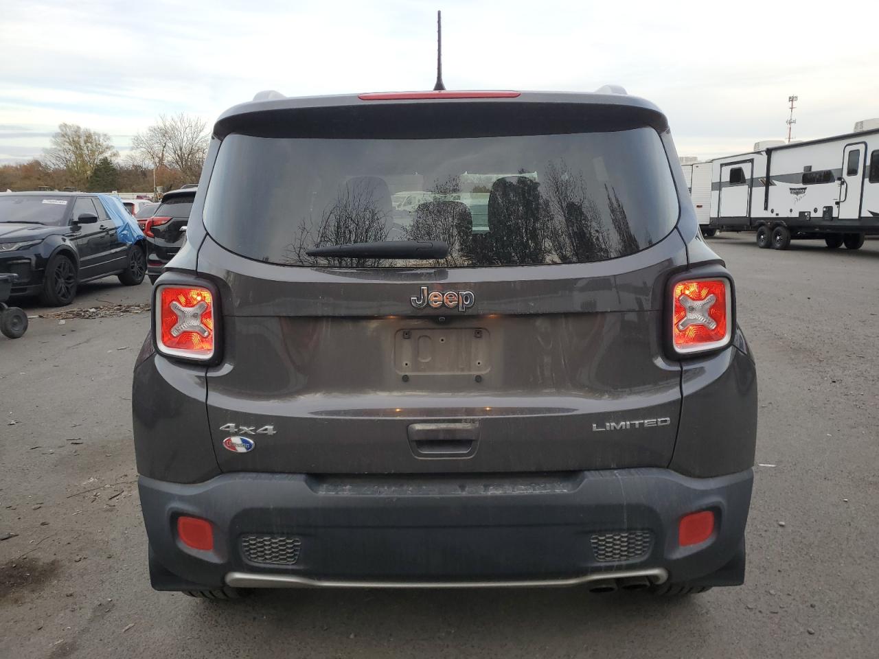 2018 Jeep Renegade - Image 6