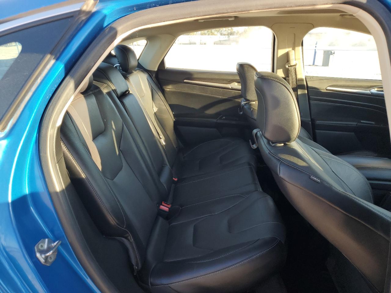 2020 Ford Fusion - Image 10