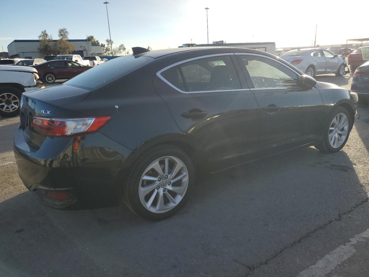 VIN 19UDE2F76GA005034 2016 ACURA ILX no.3