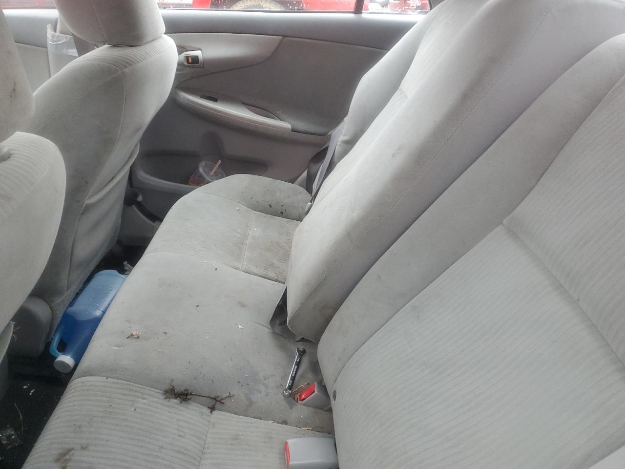 2010 Toyota Corolla - Image 10