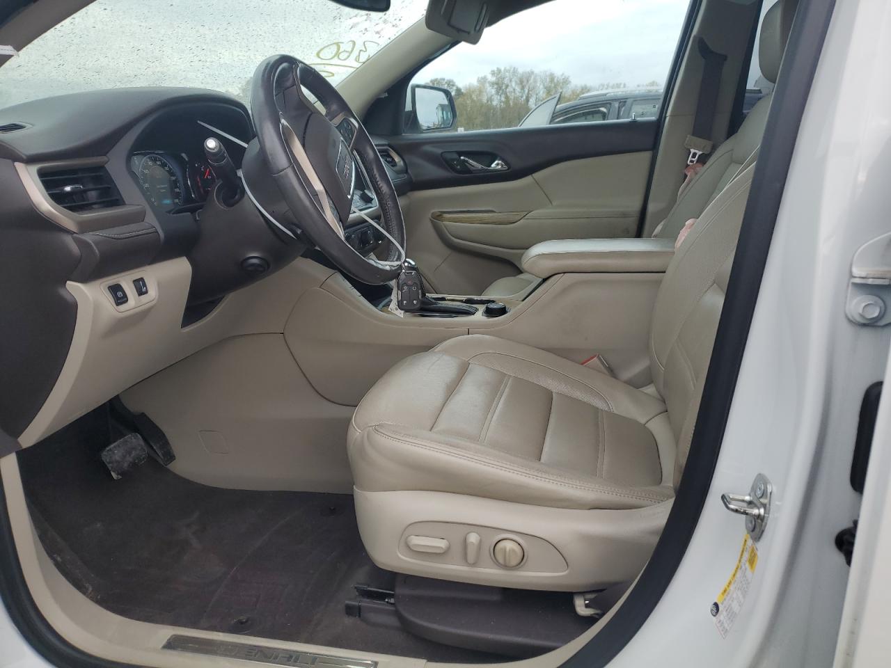 2018 GMC Acadia - Image 7