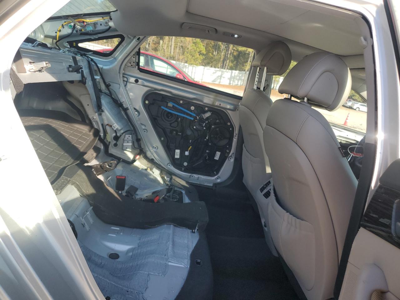 2017 Hyundai Sonata - Image 10