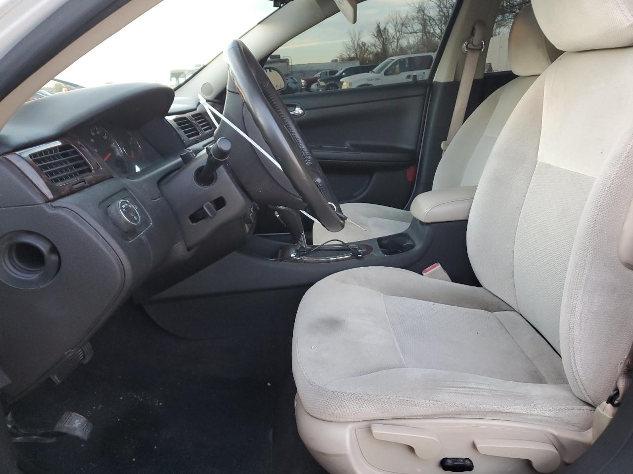 2014 Chevrolet Impala - Image 7