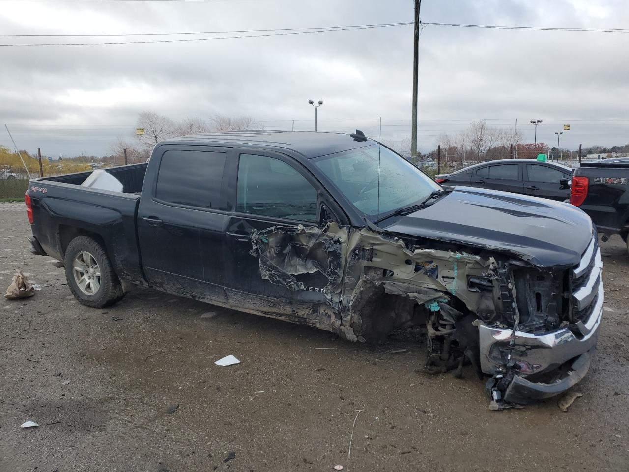 2016 Chevrolet Silverado - Image 4