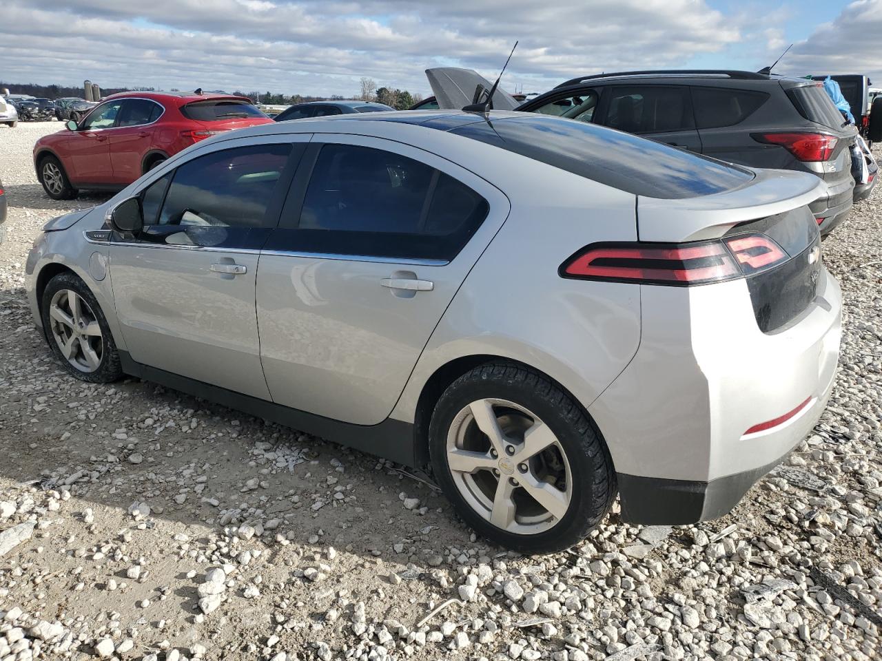 2011 Chevrolet Volt - Image 2