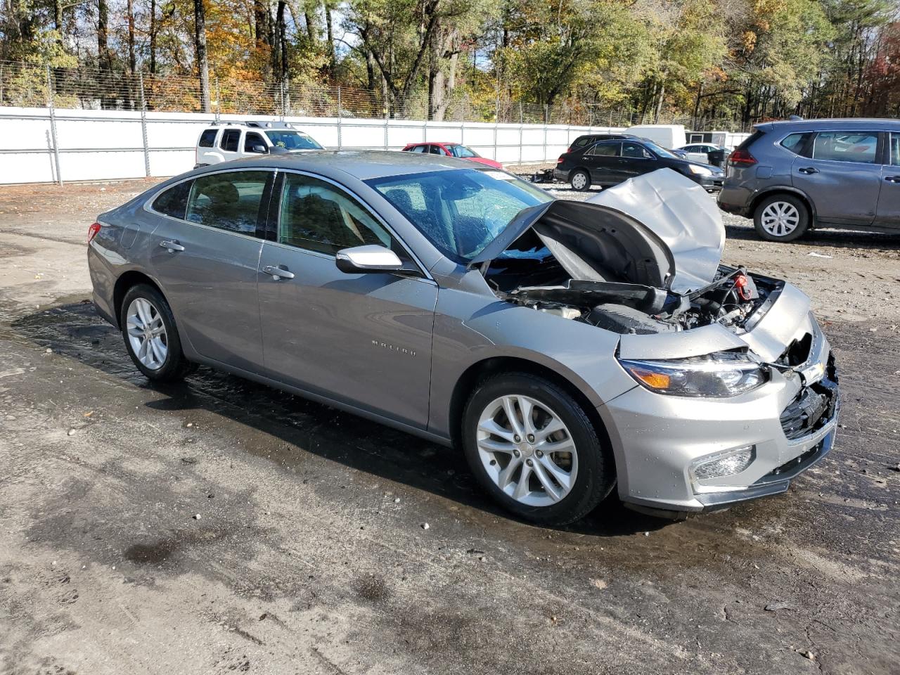 VIN 1G1ZD5ST9JF195863 2018 CHEVROLET MALIBU no.4