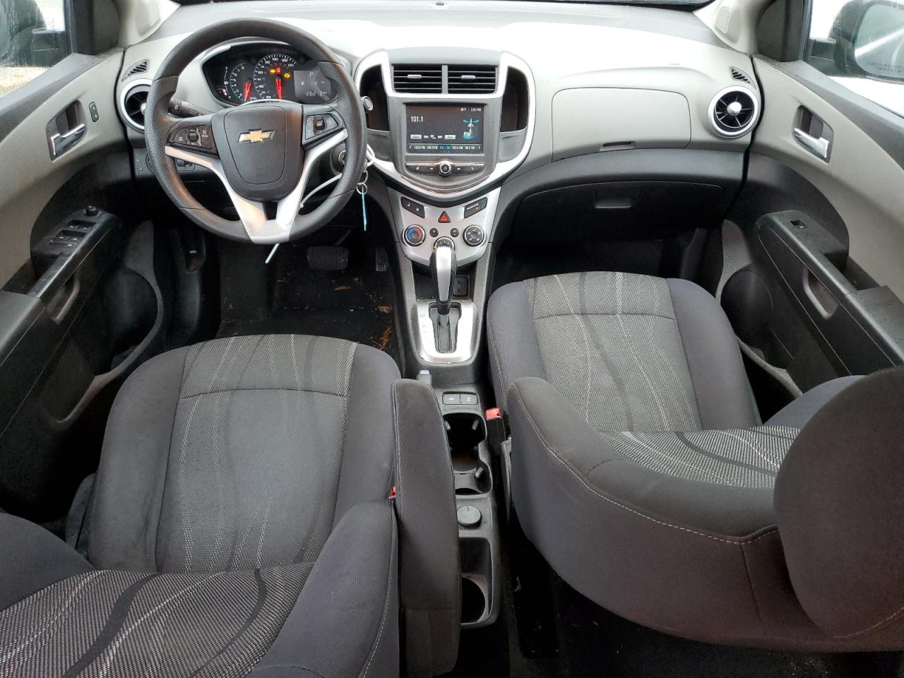 2017 Chevrolet Sonic - Image 8