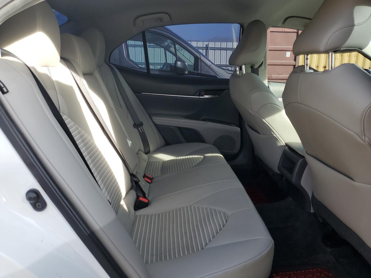 2021 Toyota Camry - Image 10