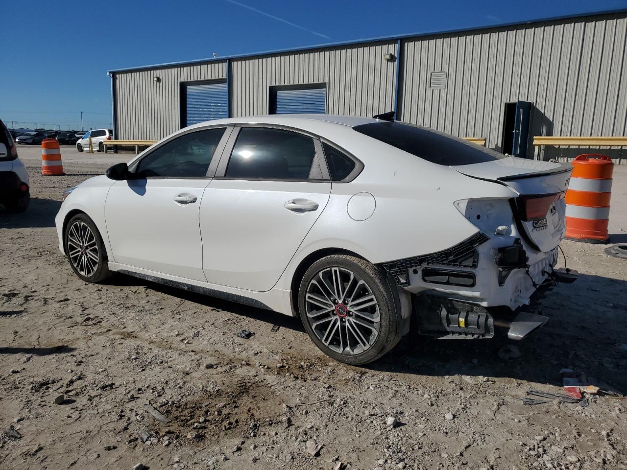 2022 Kia Forte - Image 2