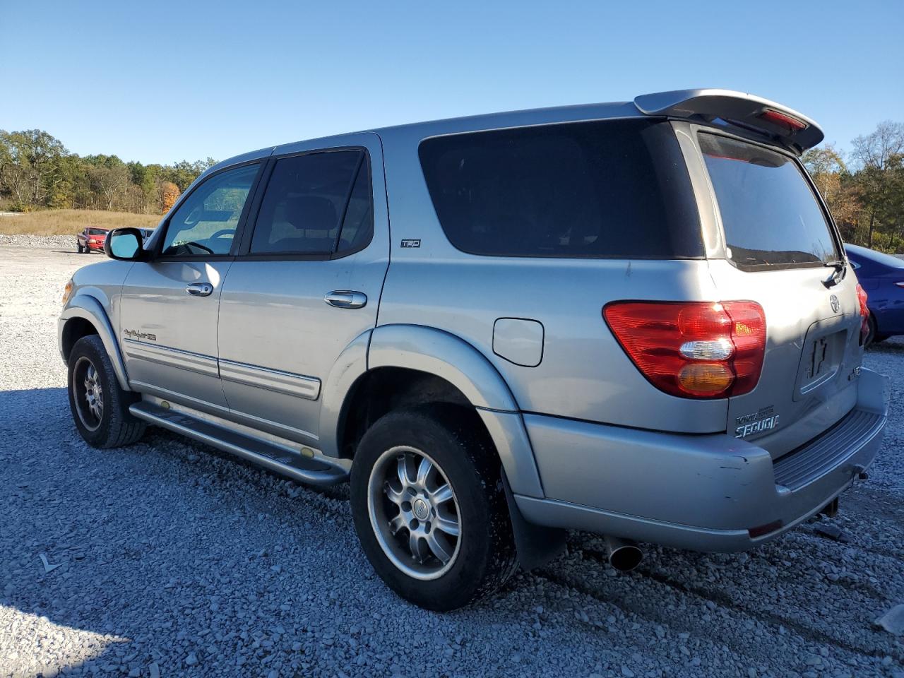 2002 Toyota Sequoia - Image 2