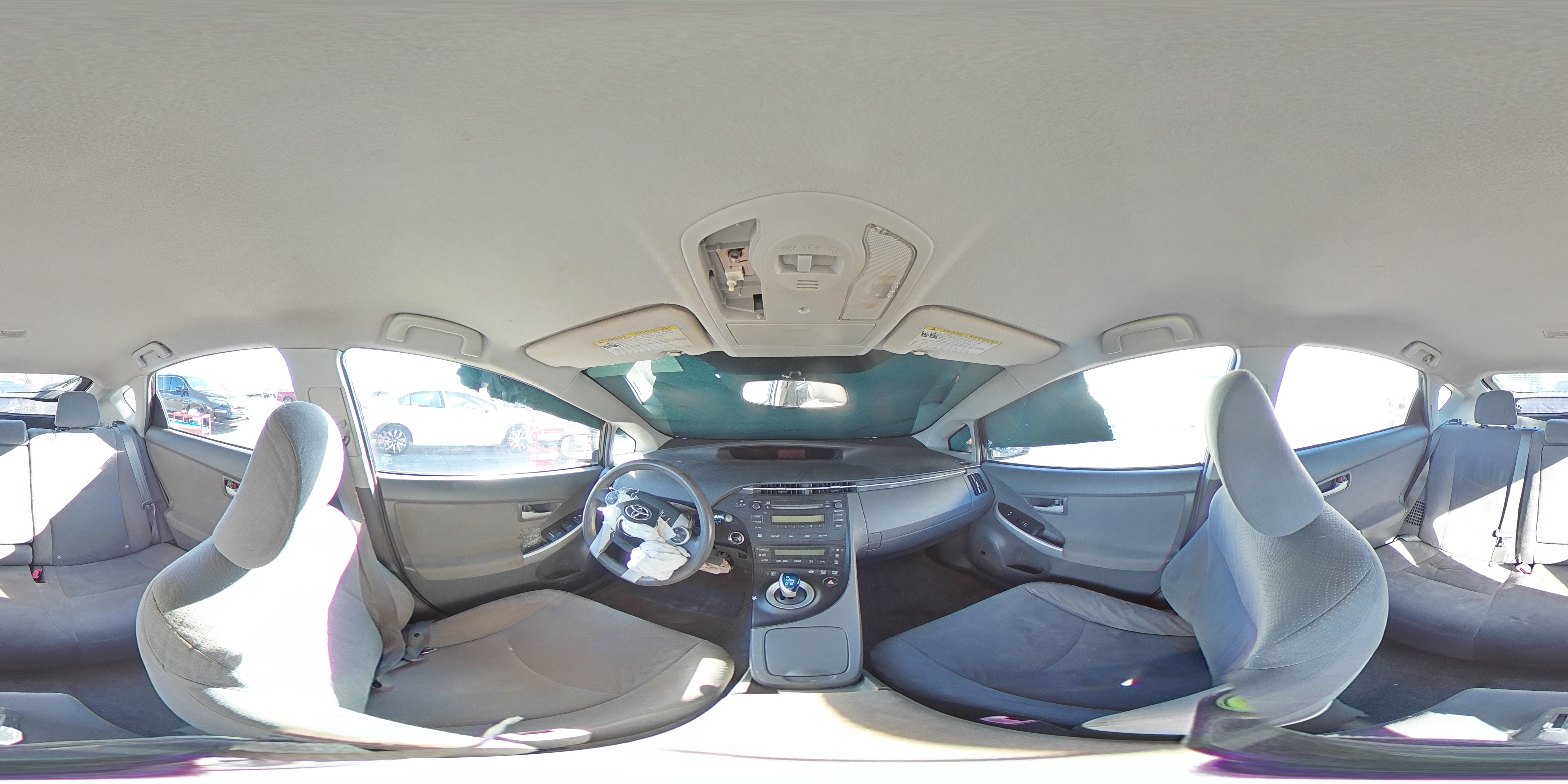2010 Toyota Prius - Image 13