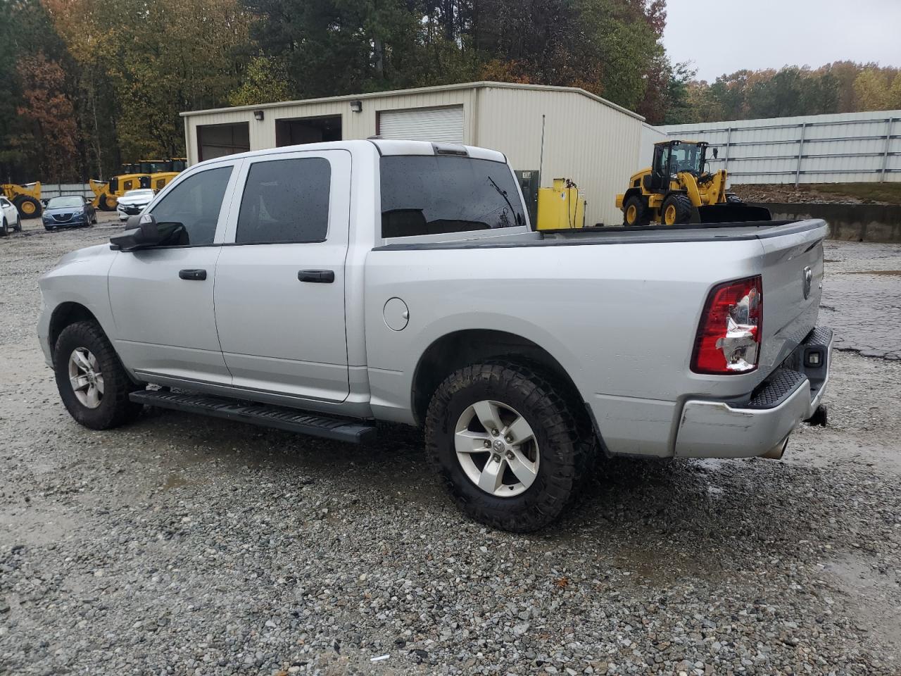 2020 RAM 1500 - Image 2