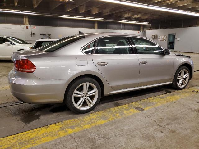  VOLKSWAGEN PASSAT 2014 Gray