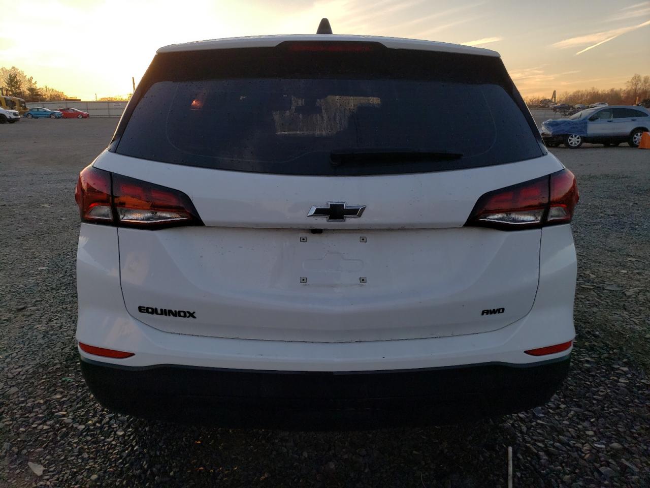 2023 Chevrolet Equinox - Image 6