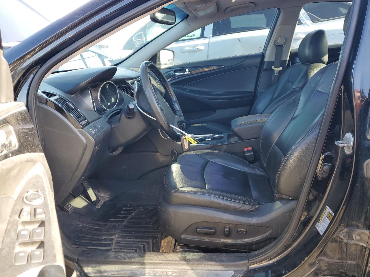 2013 Hyundai Sonata - Image 7