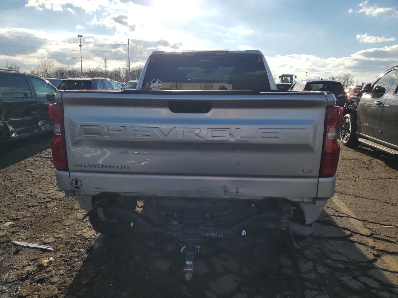 2020 Chevrolet Silverado - Image 6