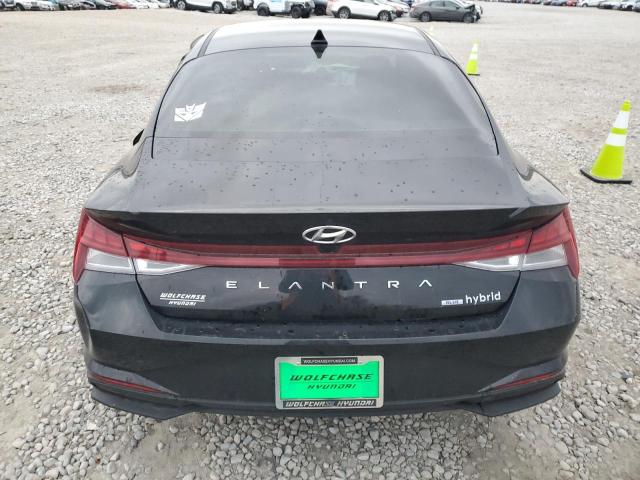  HYUNDAI ELANTRA 2022 Черный