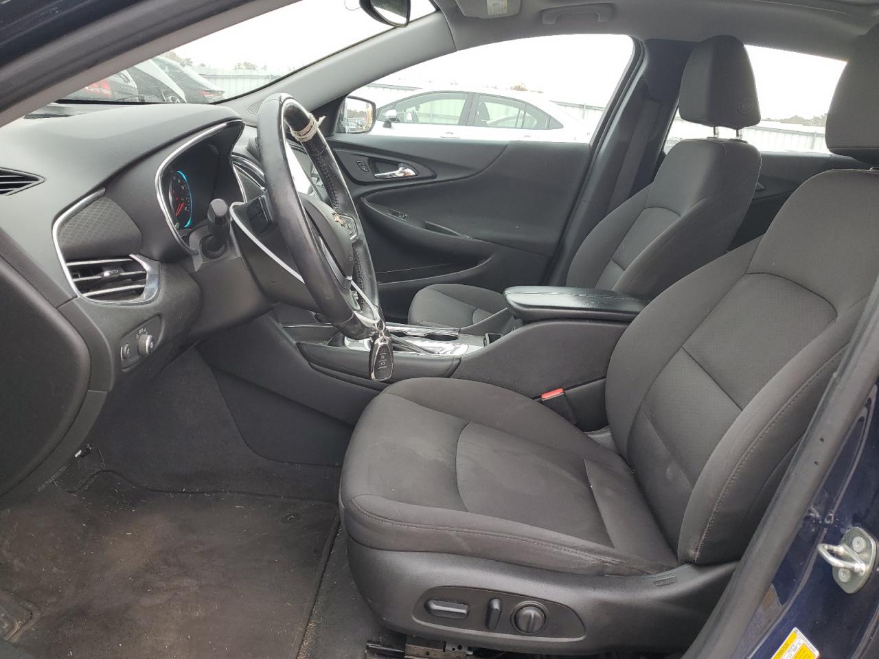 2018 Chevrolet Malibu - Image 7