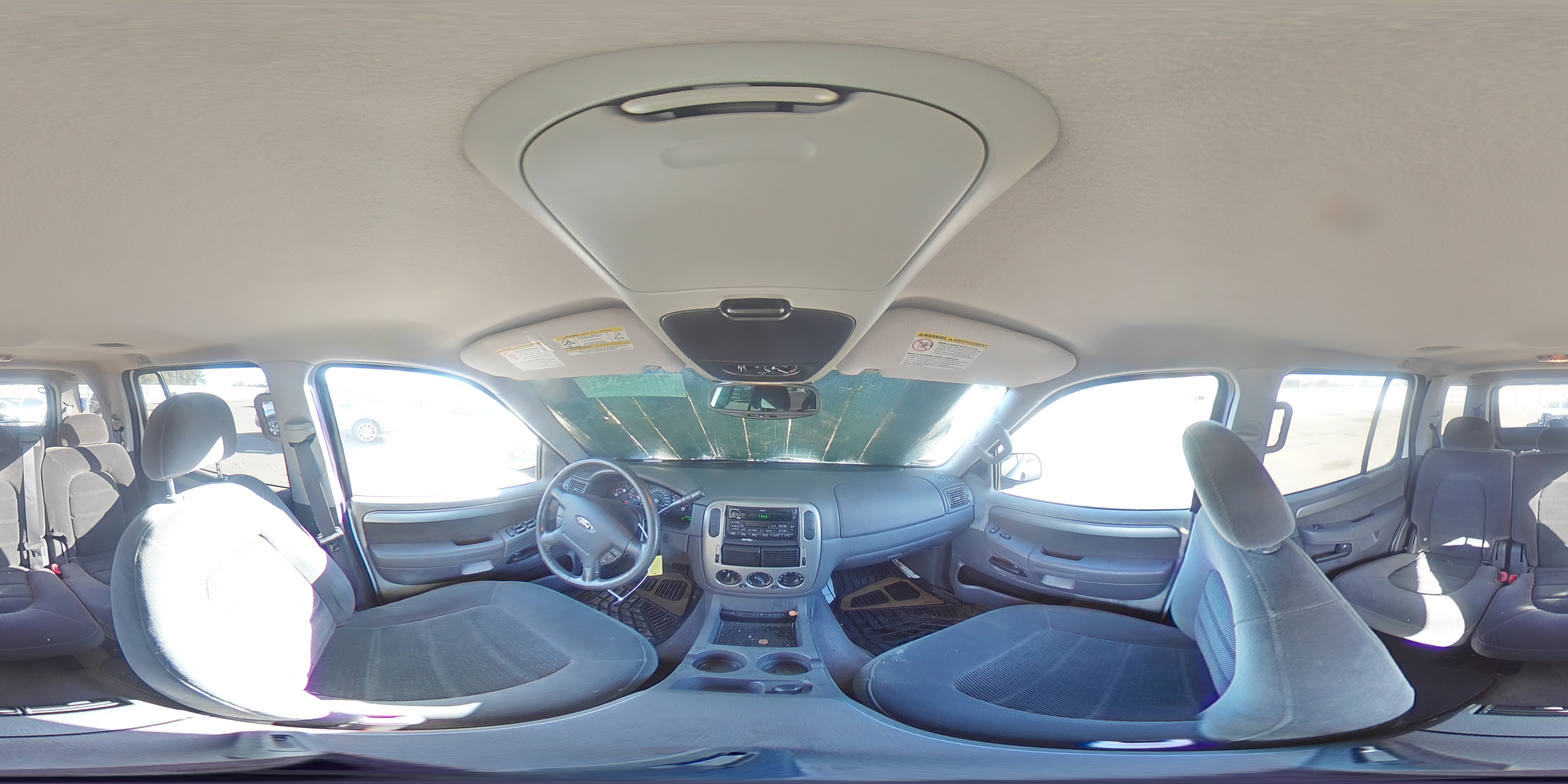 2003 Ford Explorer - Image 14