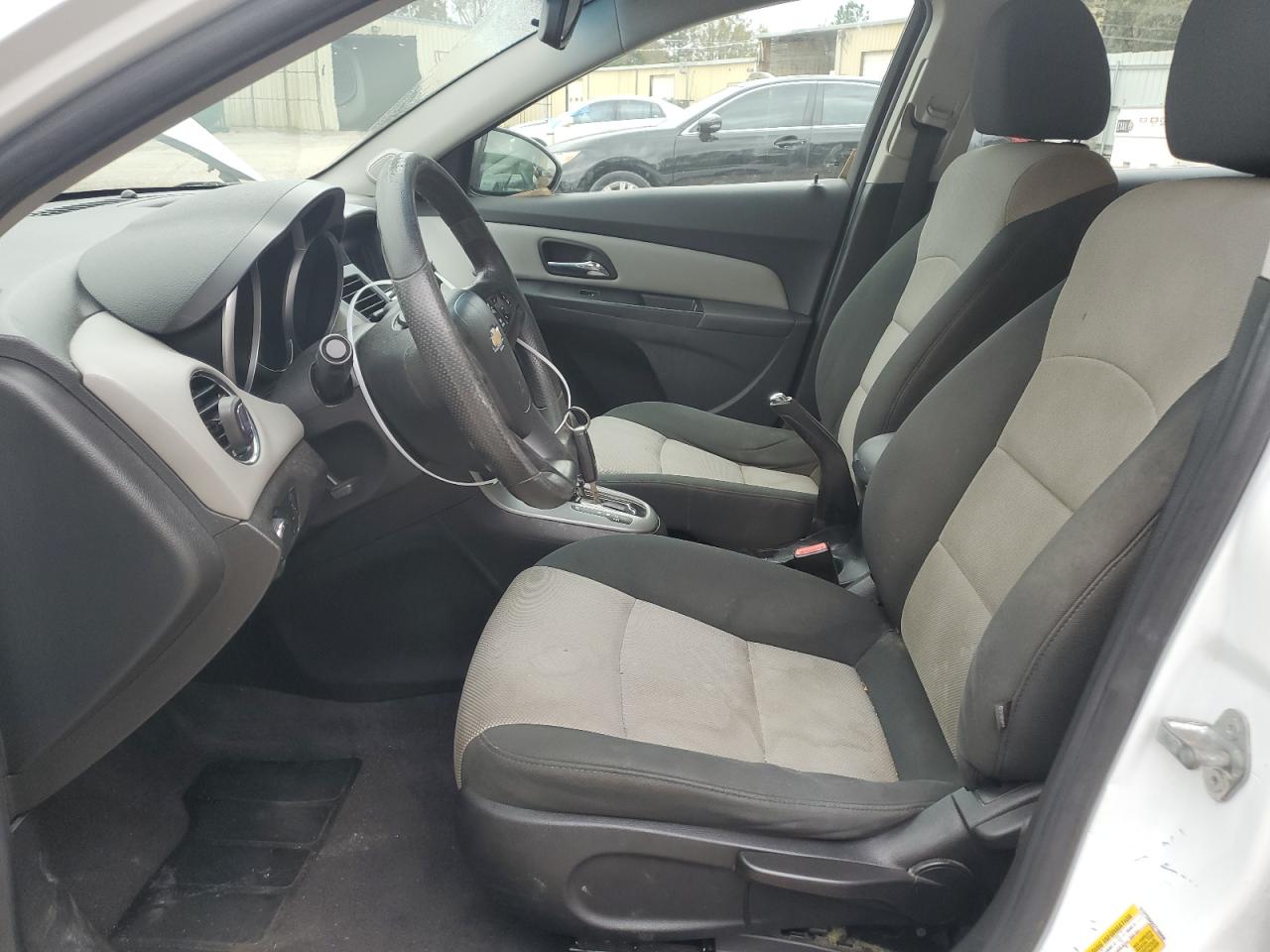 2012 Chevrolet Cruze - Image 7
