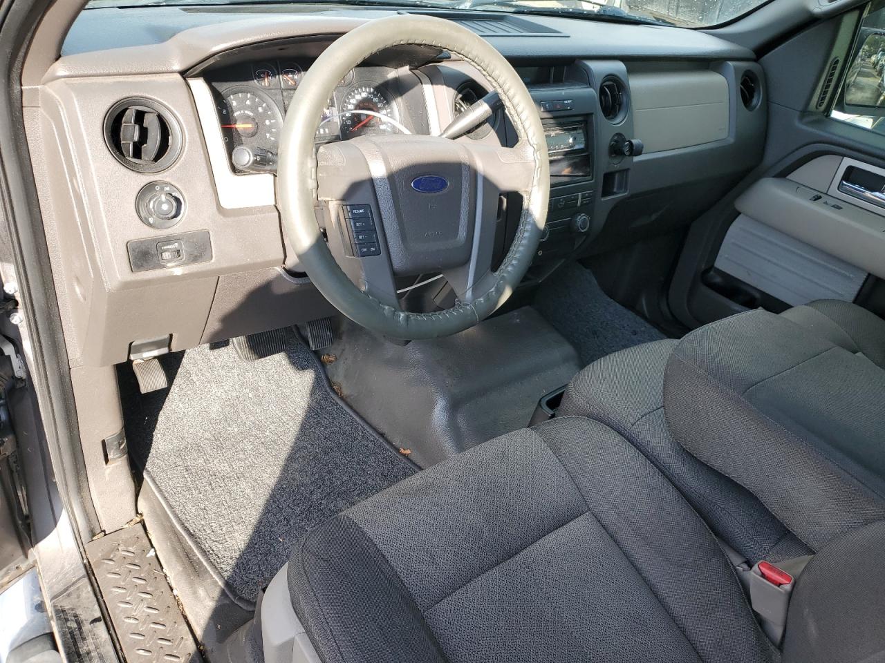 2010 Ford F-150 - Image 8
