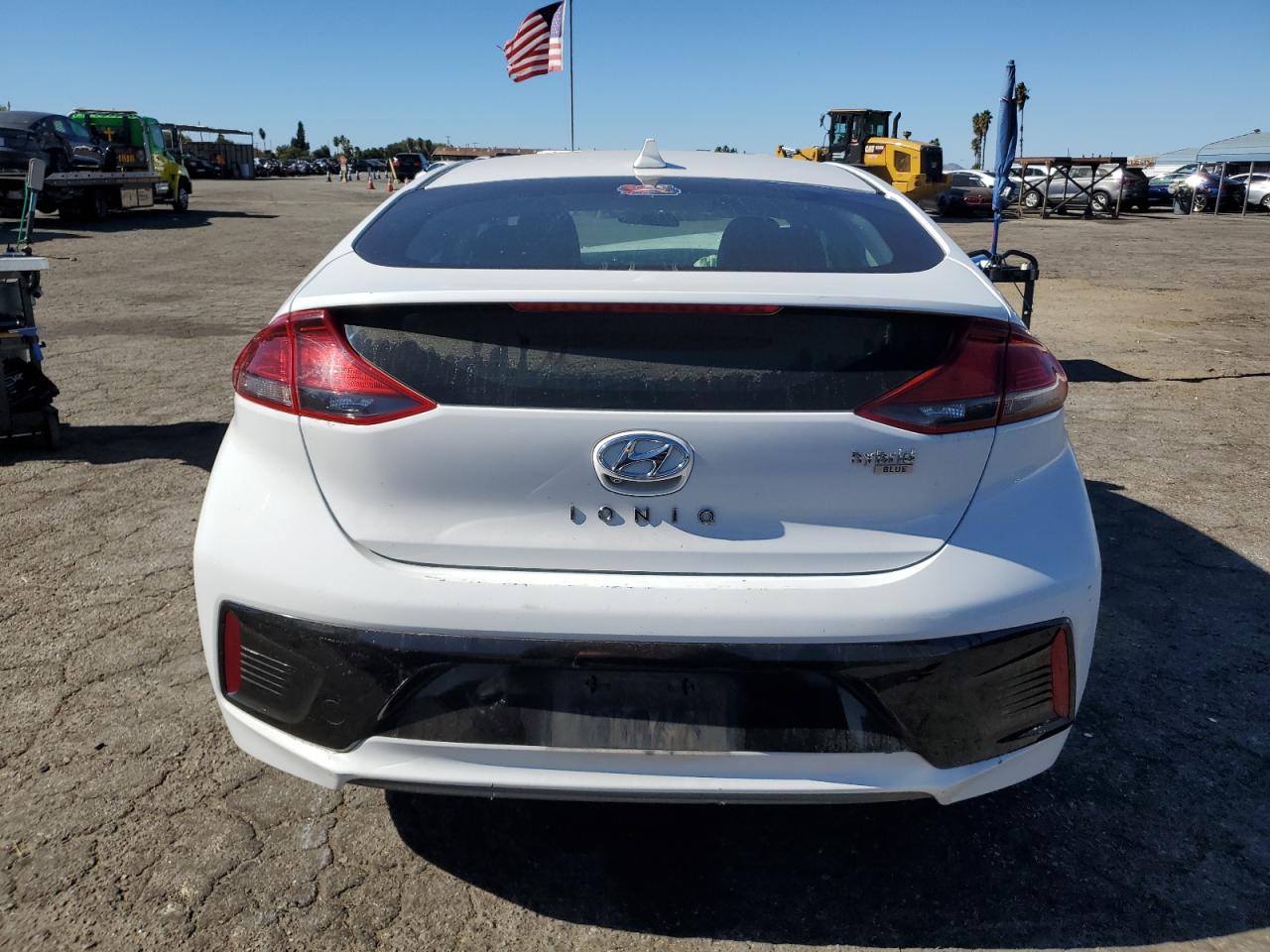 2017 Hyundai Ioniq Blue VIN: KMHC65LC4HU040015 Lot: 79879814