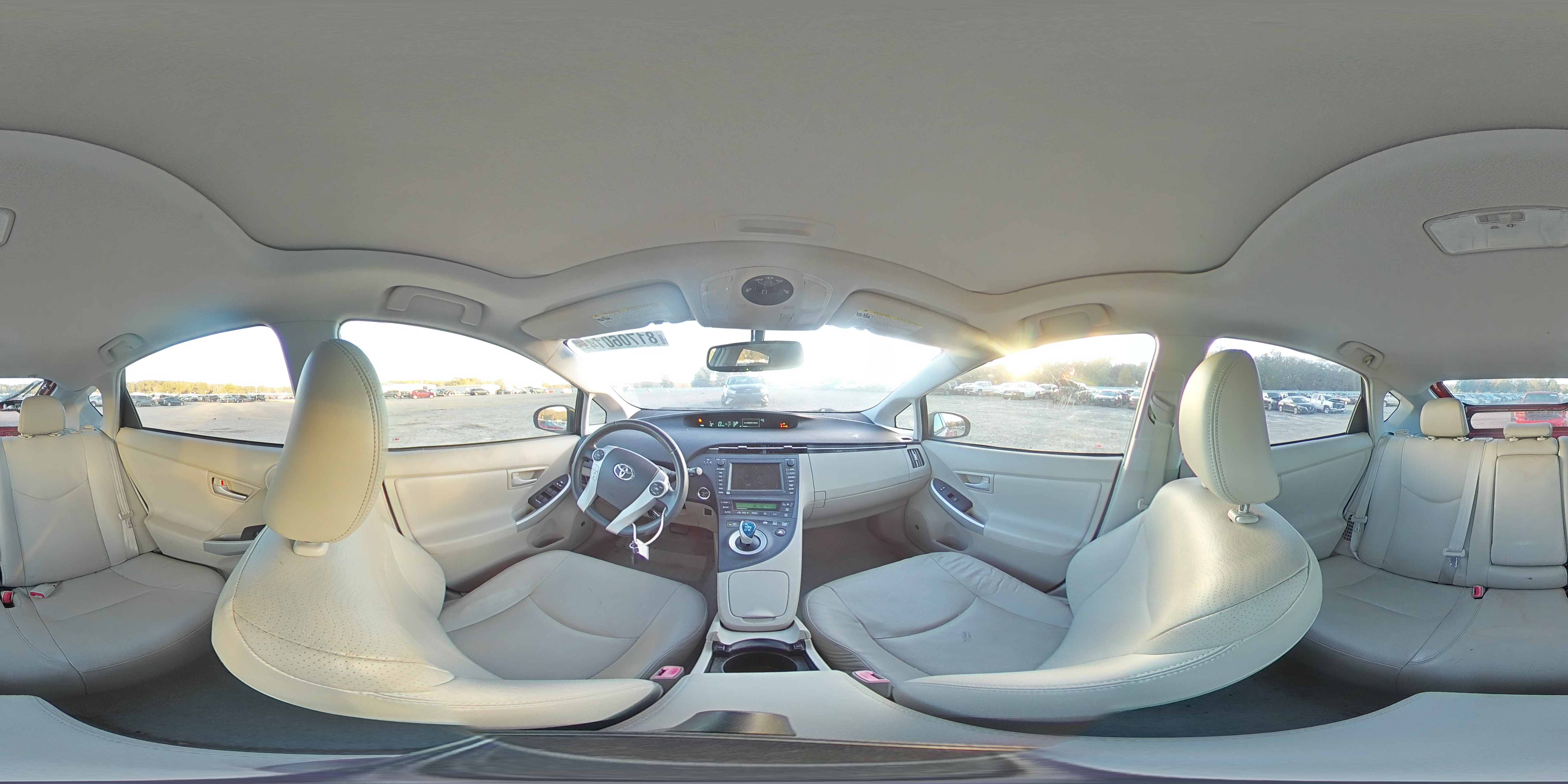 2010 Toyota Prius - Image 13