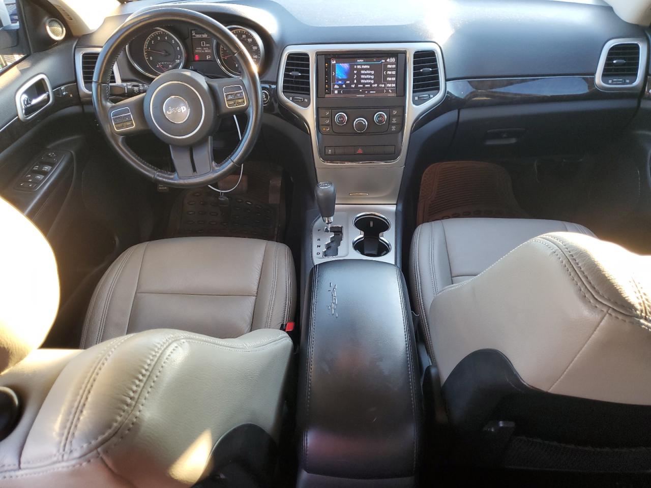 2012 Jeep Grand Cherokee - Image 8