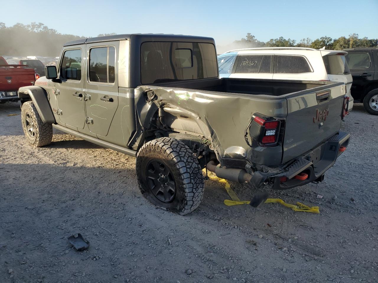 2021 Jeep Gladiator - Image 2