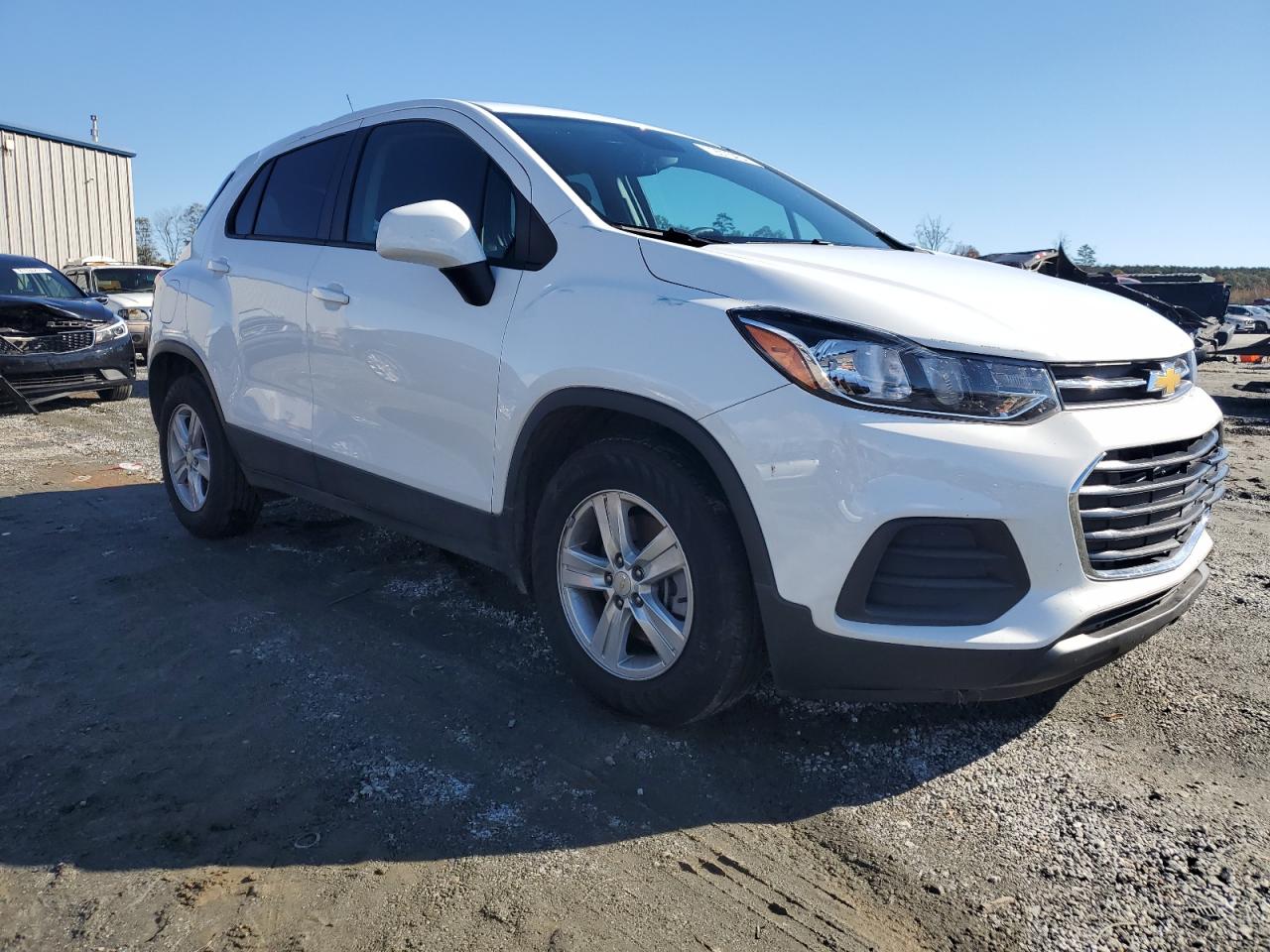 2022 Chevrolet Trax - Image 4