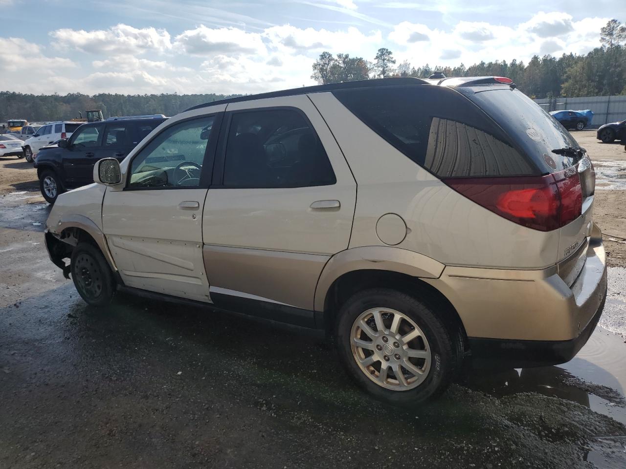 2005 Buick Rendezvous - Image 2