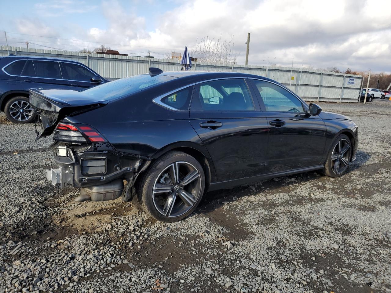 VIN 1HGCY2F59RA004125 2024 HONDA ACCORD no.3