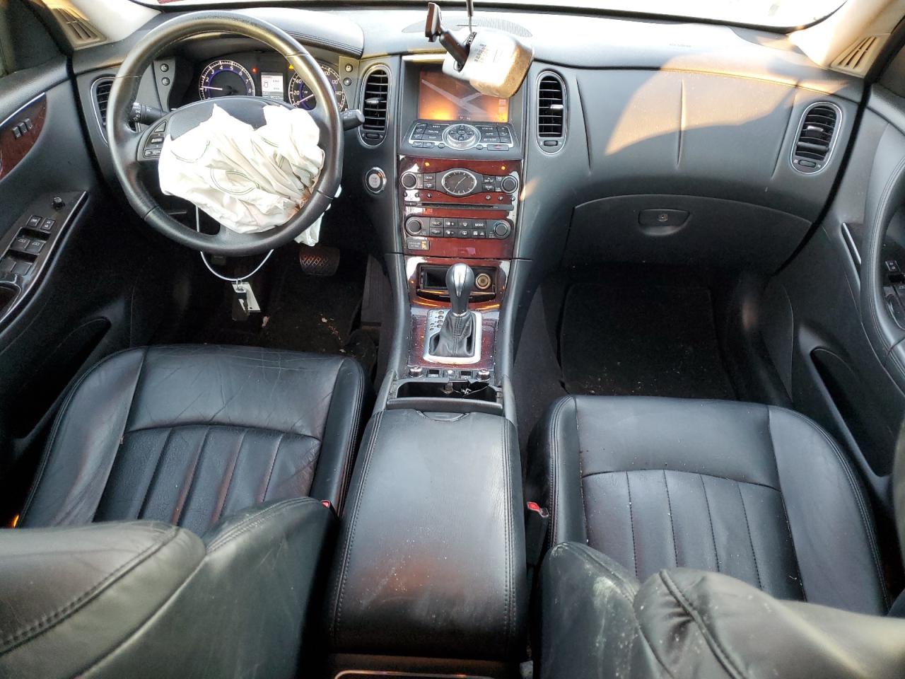 2015 Infiniti QX50 - Image 8