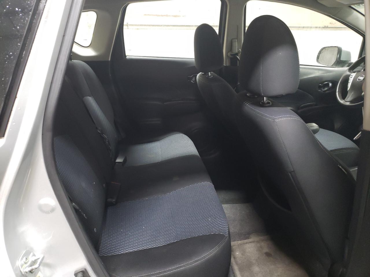 2015 Nissan Versa - Image 10
