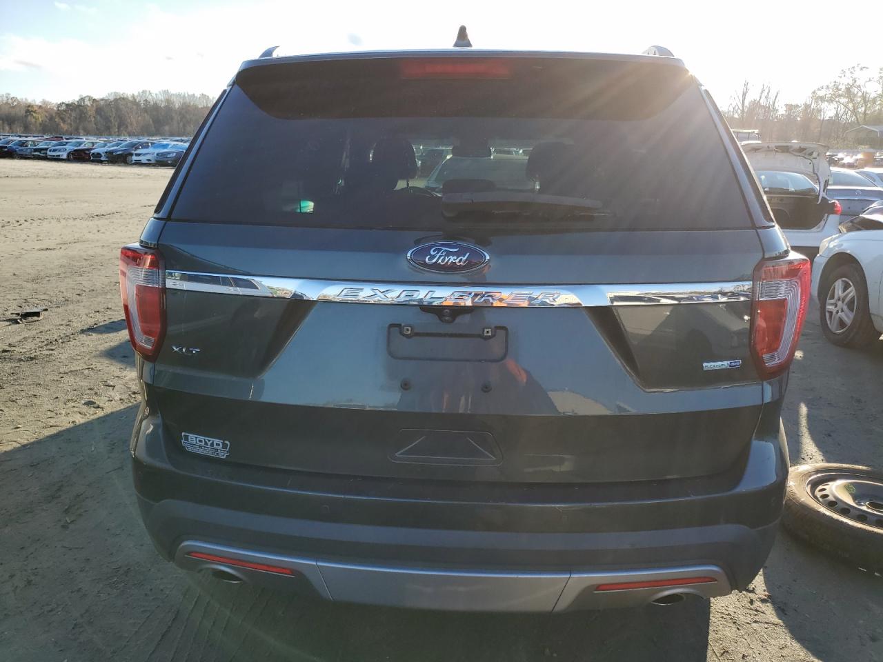 2016 Ford Explorer - Image 6