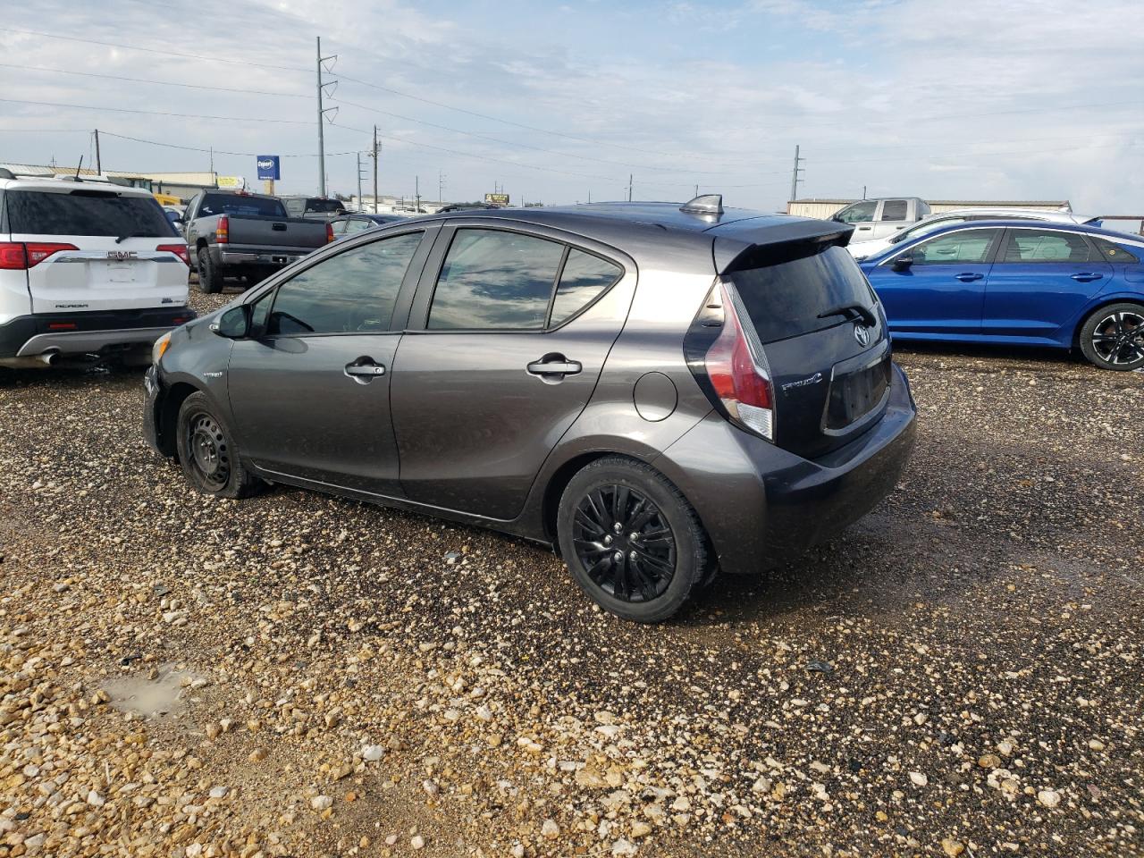 2015 Toyota Prius - Image 2