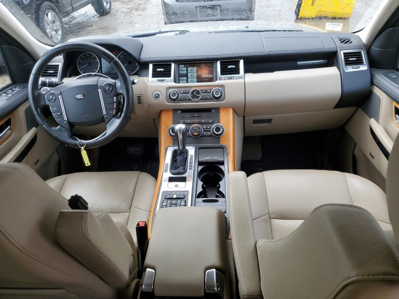 2012 Land Rover Range Rover - Image 8