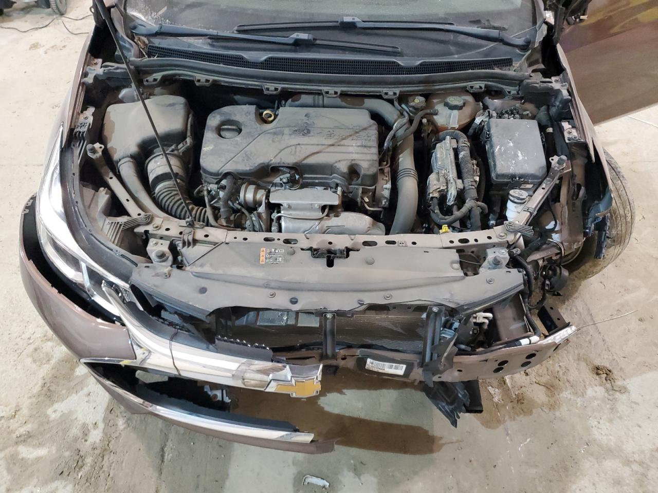 2019 Chevrolet Cruze - Image 11