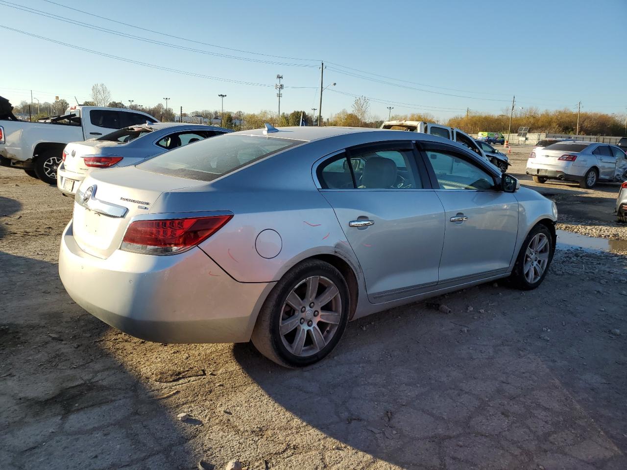 2010 Buick LaCrosse - Image 3