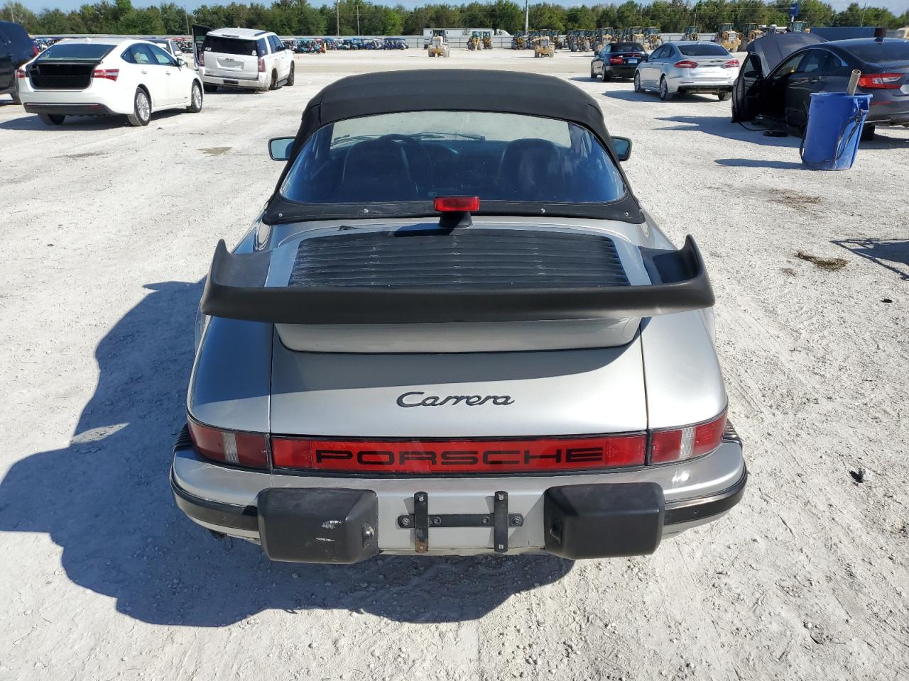 1984 Porsche 911 Carrera VIN: WP0EB0913ES171056 Lot: 81233464