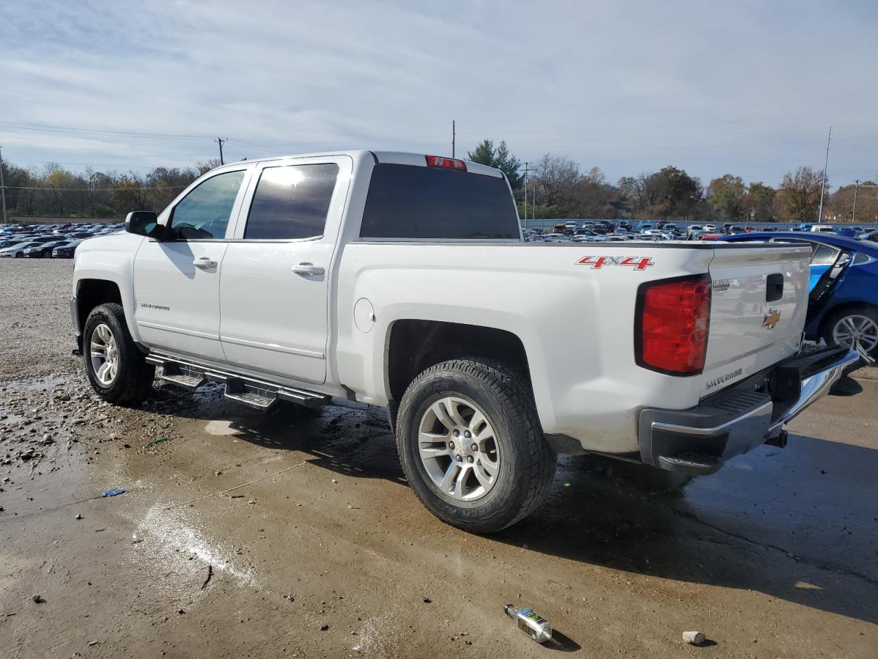 2016 Chevrolet Silverado - Image 2