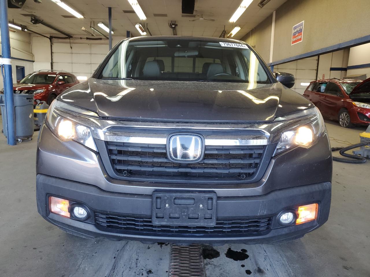 2020 Honda Ridgeline - Image 5