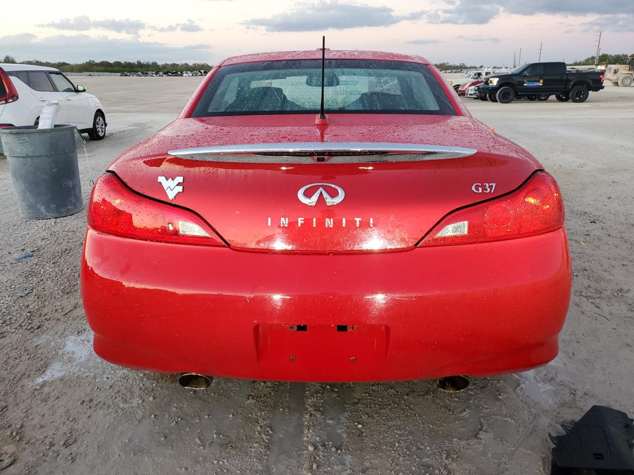 2009 Infiniti G - Image 6