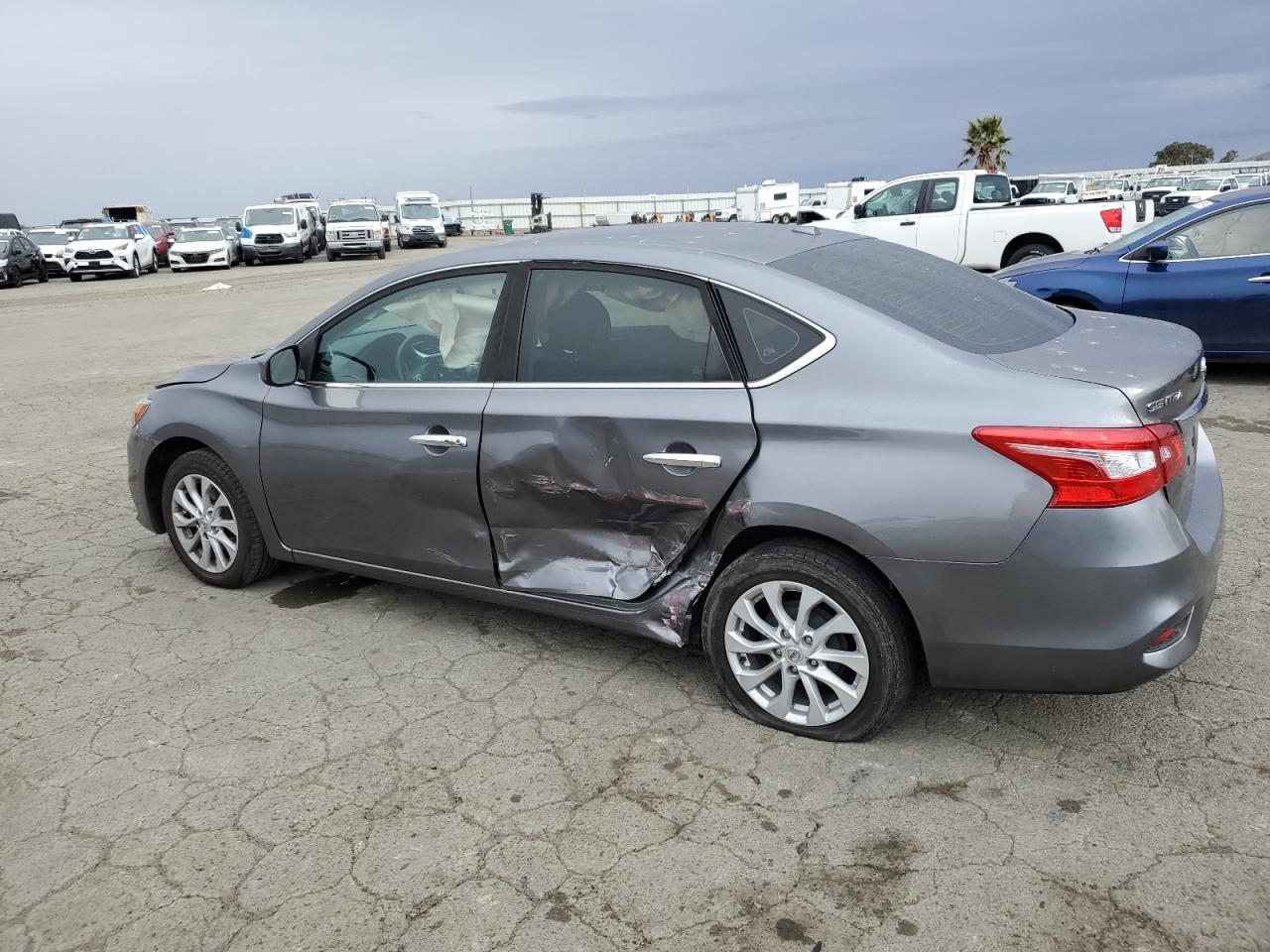 2019 Nissan Sentra - Image 2