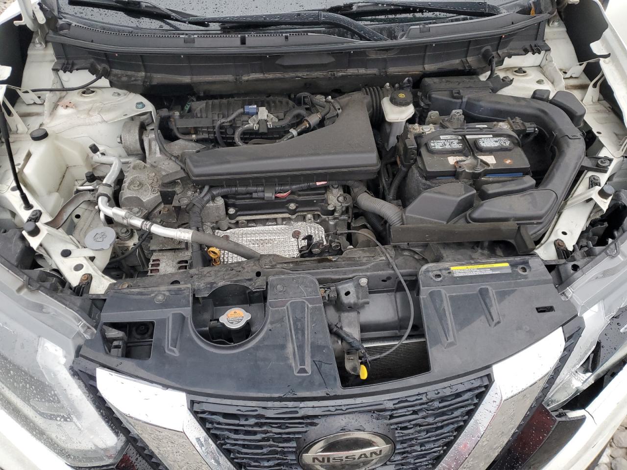 2018 Nissan Rogue - Image 12