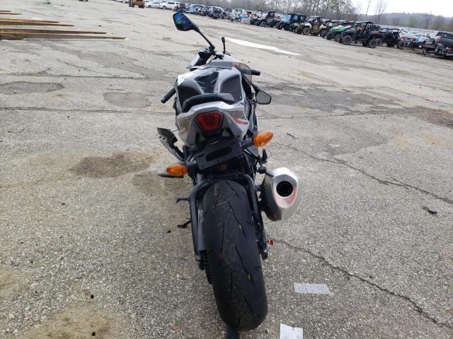  SUZUKI GSXR1000 2024 Серый